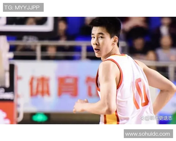郭昊文：从青涩少年到篮球场上的璀璨明星之路解析