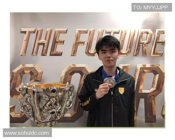 世界大师赛特别报道：FPX逆袭之路的精彩瞬间与背后故事